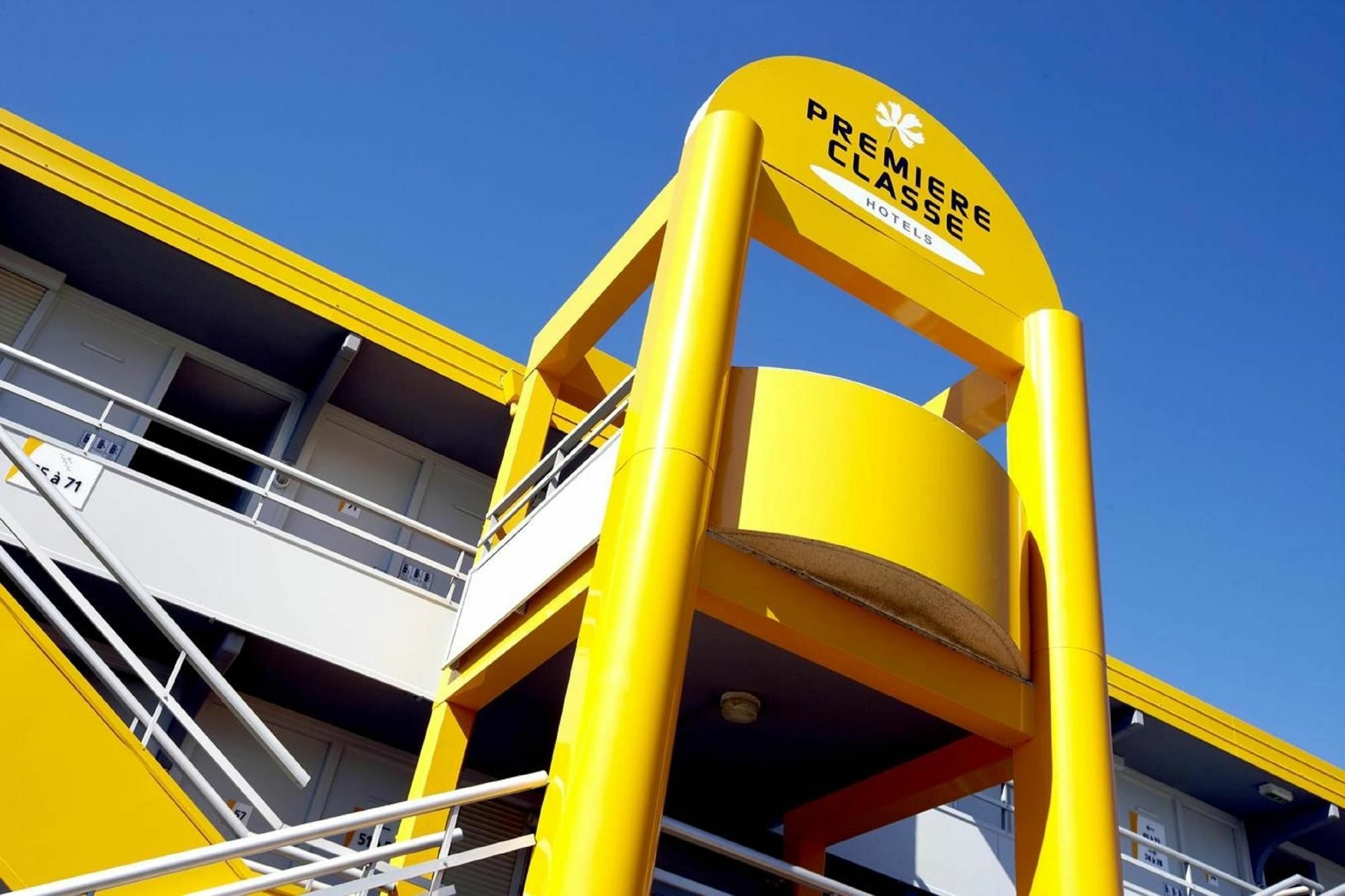 Premiere Classe Aeroport Marseille Vitrolles (Bouches-du-Rhone) Exterior foto